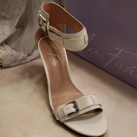 Marc Fisher shoes - Picture 2 of 6